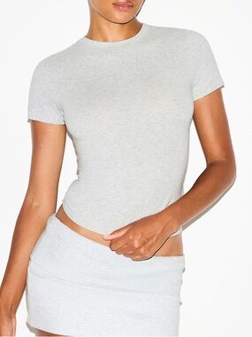 Skims cotton jersey t shirt. Light grey. Size small.